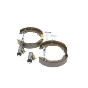 BOSCH 0 204 114 167 Jeu de mâchoires de frein pour