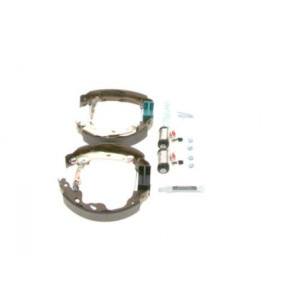BOSCH 0 204 114 190 Kit ganasce freno per