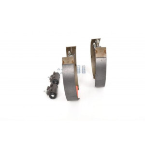 BOSCH 0 204 114 192 Zestaw szczęk hamulcowych dla