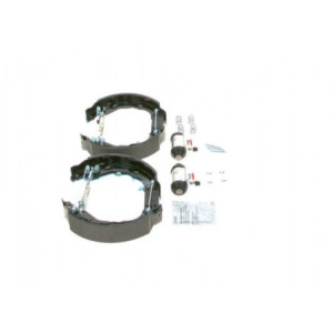 BOSCH 0 204 114 679 Kit ganasce freno per