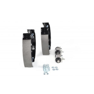 BOSCH 0 204 114 680 Jeu de mâchoires de frein pour
