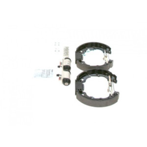 BOSCH 0 204 114 683 Brake Shoe Set for