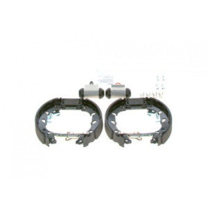 BOSCH 0 204 114 683 Kit ganasce freno per
