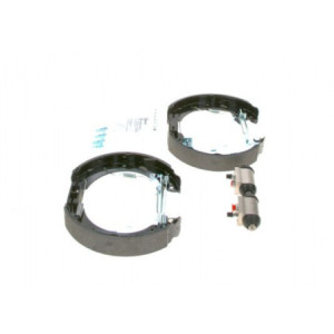 BOSCH 0 204 114 700 Kit ganasce freno per