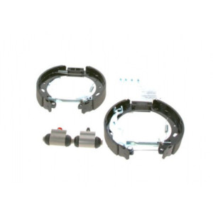 BOSCH 0 204 114 700 Jeu de mâchoires de frein pour