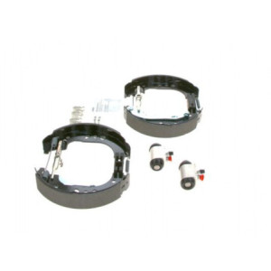 BOSCH 0 204 114 706 Brake Shoe Set for